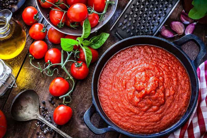 رب گوجه فرنگی کرمانشاه تولید شده از گوجه مرغوب